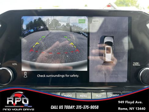 Used 2023 Nissan Pathfinder Platinum AWD/4WD image 23