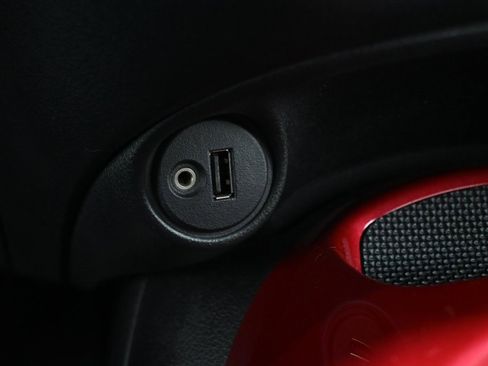 Used 2017 Nissan Juke SV image 30