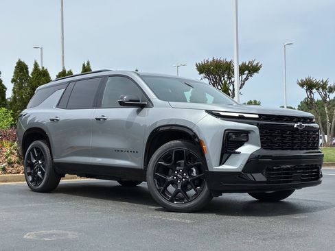 New 2026 Chevrolet Traverse RS FWD image 2