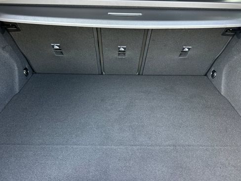 Used 2025 BMW X3 xDrive30i w/ Premium Package image 19