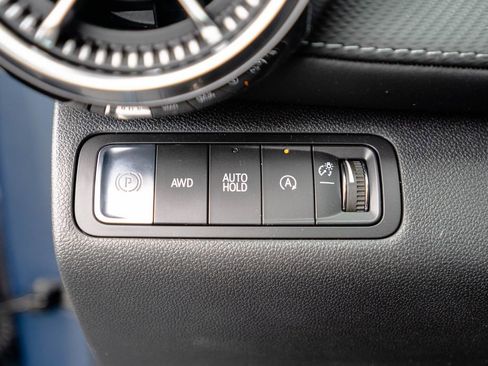 New 2026 Chevrolet Equinox LT AWD/4WD image 21
