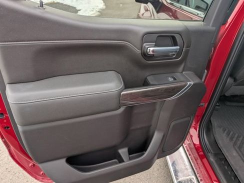 Used 2022 Chevrolet Silverado 1500 LTZ image 11