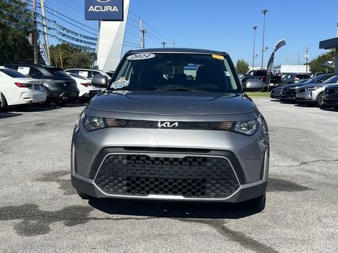 Used 2024 Kia Soul LX w/ Option Group 015 FWD image 9