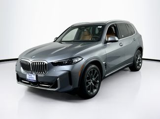 Used 2024 BMW X5 xDrive40i w/ Parking Assistance Package AWD/4WD video 1