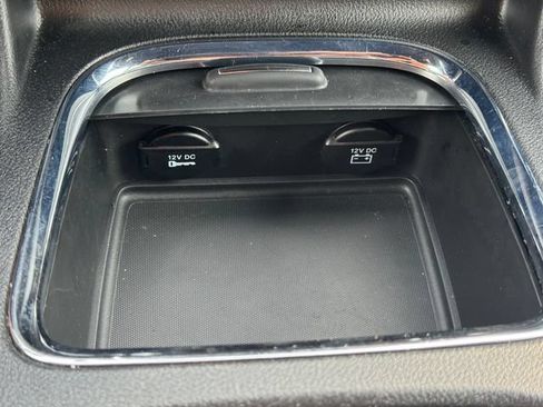 Certified 2017 Dodge Grand Caravan GT FWD image 36