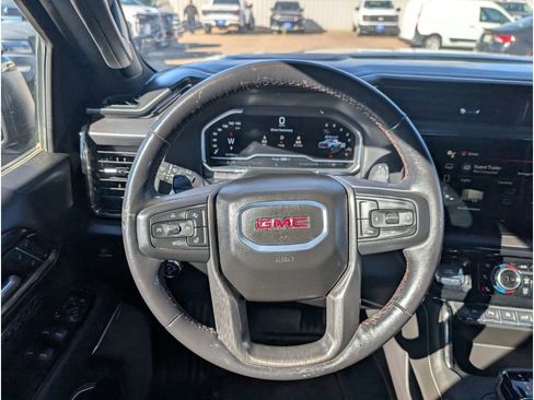 Used 2024 GMC Sierra 1500 AT4X image 10