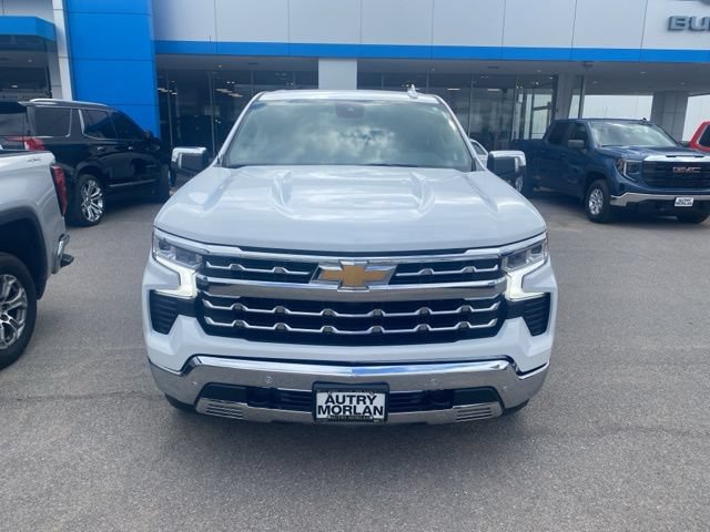 Used 2024 Chevrolet Silverado 1500 LTZ w/ Z71 Off-Road Package AWD/4WD image 9