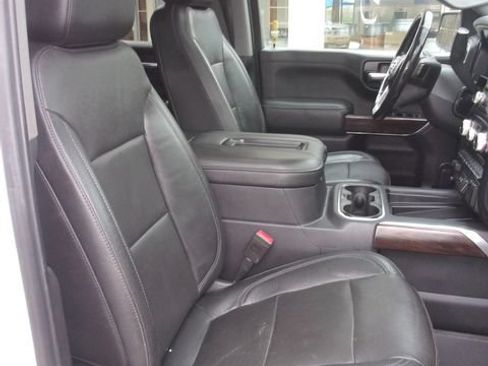 Used 2019 GMC Sierra 1500 SLT w/ SLT Premium Plus Package AWD/4WD image 38