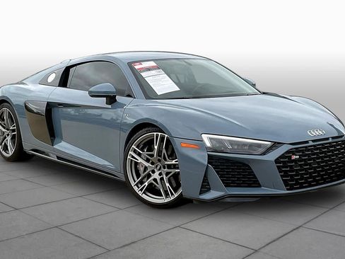 Used 2023 Audi R8 V10 performance w/ Dynamic Package RWD image 3