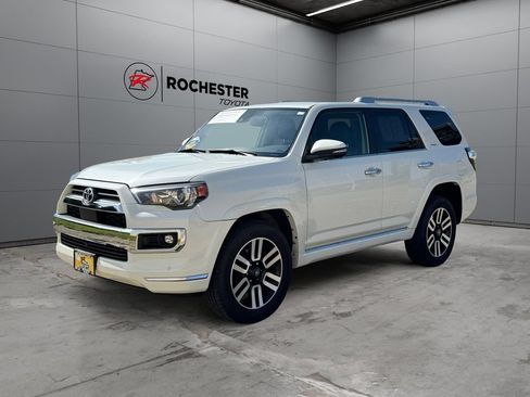 Certified 2022 Toyota 4Runner Limited AWD/4WD image 7