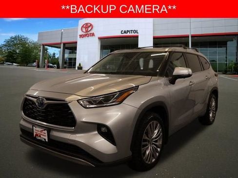 Used 2023 Toyota Highlander Platinum AWD/4WD image 7