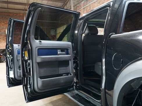 Used 2013 Ford F150 Raptor w/ Luxury Equipment Group AWD/4WD image 30