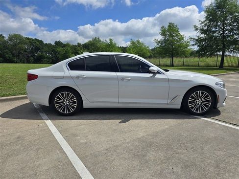 Used 2018 BMW 530i RWD image 7