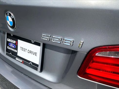 Used 2013 BMW 528i Sedan RWD image 9