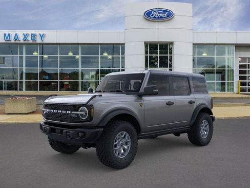 New 2025 Ford Bronco Badlands image 1
