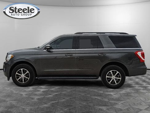 Used 2019 Ford Expedition XLT w/ Equipment Group 201A image 2