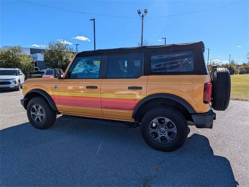 Used 2022 Ford Bronco Big Bend image 5