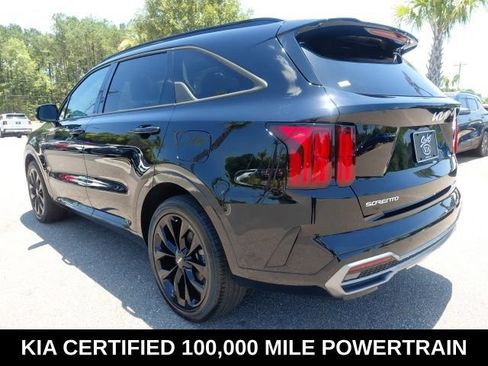 Certified 2023 Kia Sorento SX FWD image 7