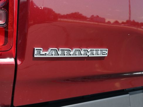 Used 2021 RAM 1500 Laramie AWD/4WD image 22