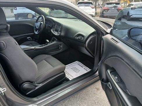 Used 2019 Dodge Challenger SXT w/ Blacktop Package RWD image 10