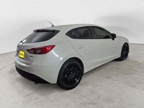 Used 2015 MAZDA MAZDA3 i Sport image 5