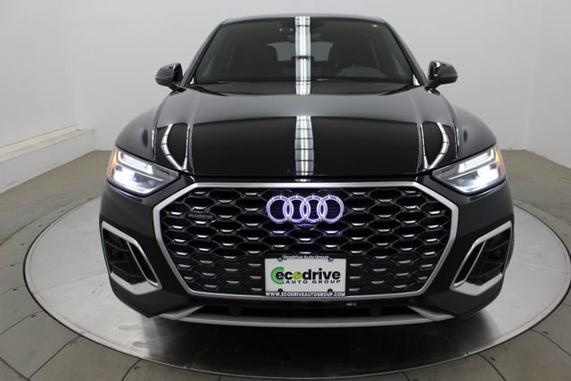 Used 2023 Audi Q5 2.0T Premium Plus w/ Premium Plus Package AWD/4WD image 2