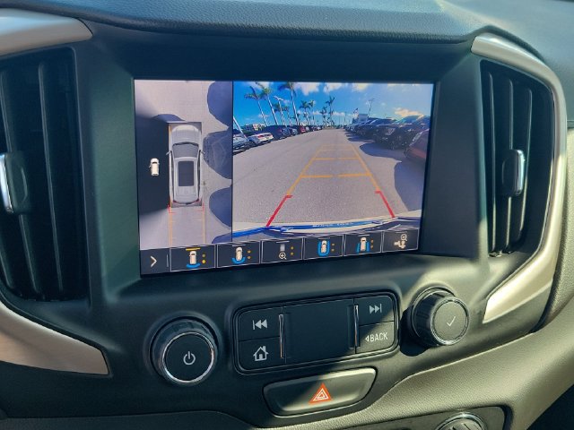 Used 2020 GMC Terrain Denali w/ Denali Premium Package FWD image 32