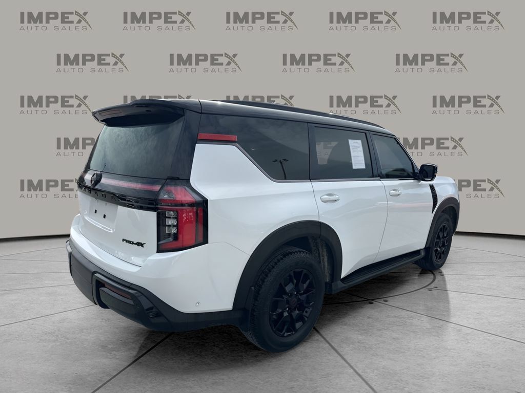 Used 2025 Nissan Armada PRO-4X AWD/4WD image 5