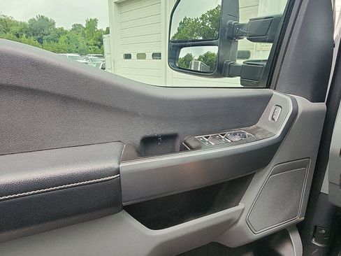 Used 2024 Ford F250 XL w/ STX Appearance Package AWD/4WD image 15