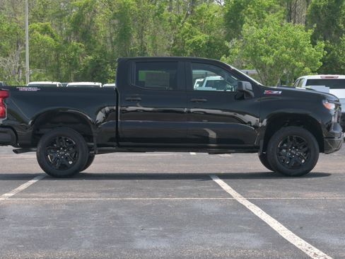 New 2026 Chevrolet Silverado 1500 Custom Trail Boss w/ Turbomax Blackout Package AWD/4WD image 7