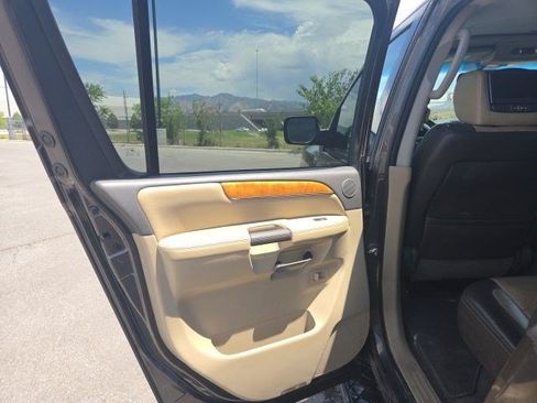 Used 2013 Nissan Armada Platinum w/ Platinum Reserve Pkg AWD/4WD image 14