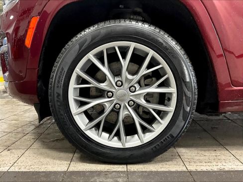 Used 2022 Jeep Grand Cherokee Summit image 7