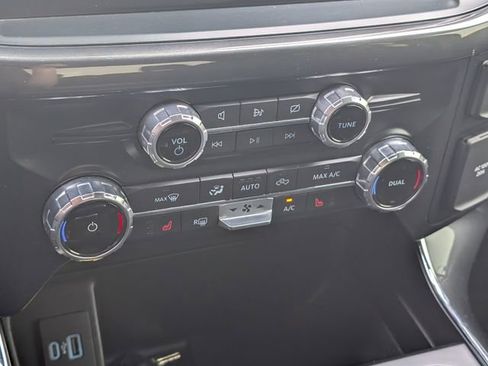 Used 2022 Ford F150 XLT w/ Equipment Group 302A High image 17