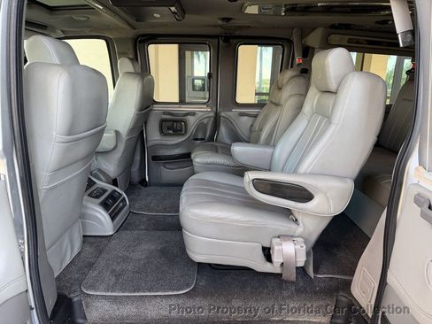 Used 2013 GMC Savana 1500 RWD image 31