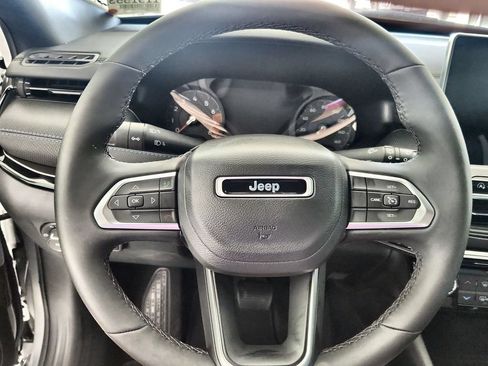 New 2026 Jeep Compass Latitude AWD/4WD image 22