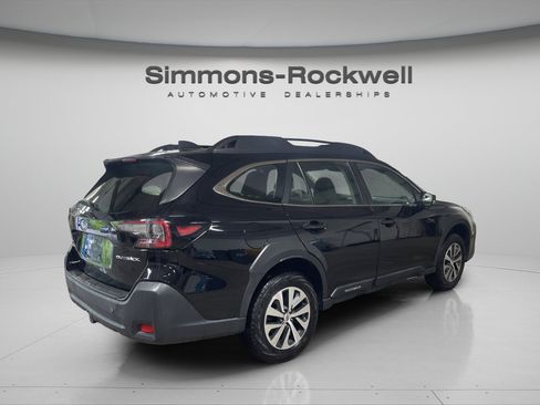 Used 2024 Subaru Outback AWD/4WD image 5