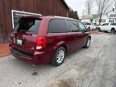 Used 2019 Dodge Grand Caravan SXT FWD image 8