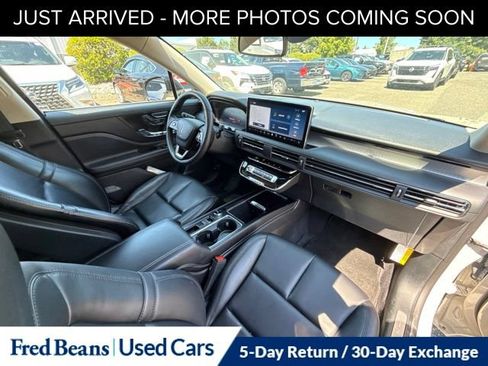 Used 2023 Lincoln Corsair AWD image 17
