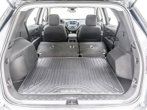 Used 2020 Chevrolet Equinox LT FWD image 38