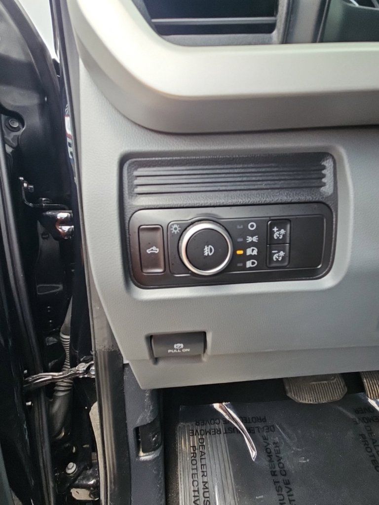 Used 2025 Ford F250 XL w/ STX Appearance Package AWD/4WD image 16