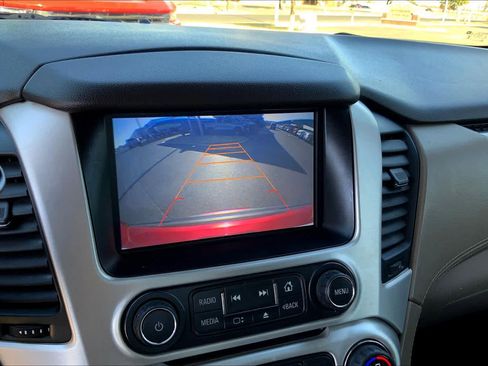 Used 2015 GMC Yukon SLT w/ HD Trailering Package image 26