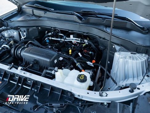 Used 2024 Ford Explorer XLT w/ Equipment Group 202A image 30