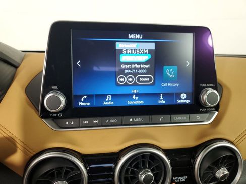 Used 2024 Nissan Sentra SV w/ SV Premium Package image 21