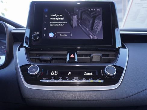 Used 2024 Toyota Corolla LE image 16