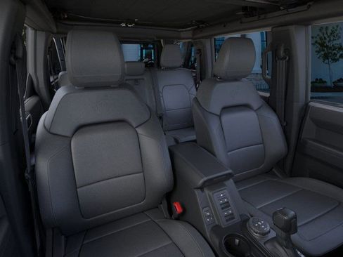 New 2025 Ford Bronco Outer Banks image 10