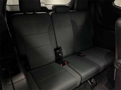 Certified 2024 GMC Acadia AT4 w/ Super Cruise Package image 27