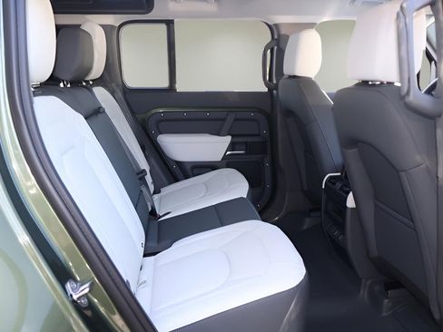 New 2026 Land Rover Defender 110 S image 17