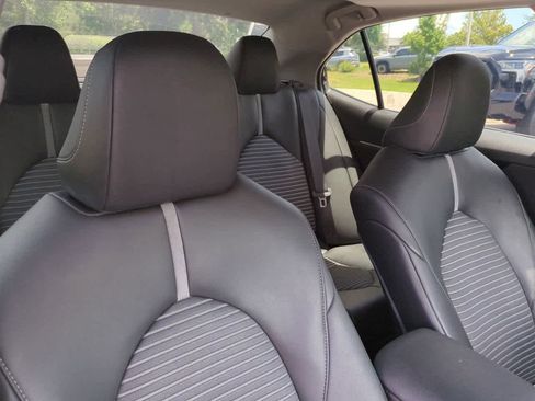 Used 2021 Toyota Camry SE w/ Cold Weather Package AWD/4WD image 7