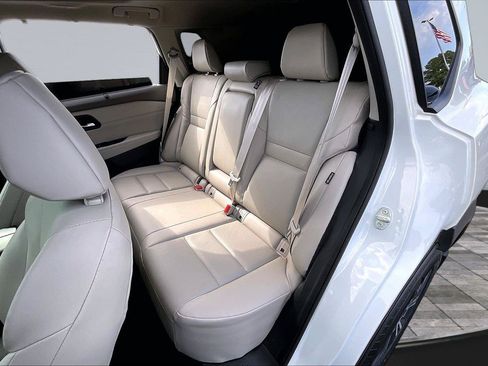 Certified 2023 Nissan Rogue SV w/ SV Premium B Package FWD image 27