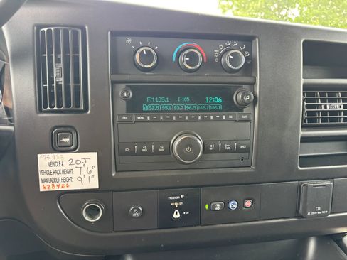 Used 2020 GMC Savana 2500 w/ Driver Convenience Package RWD image 27